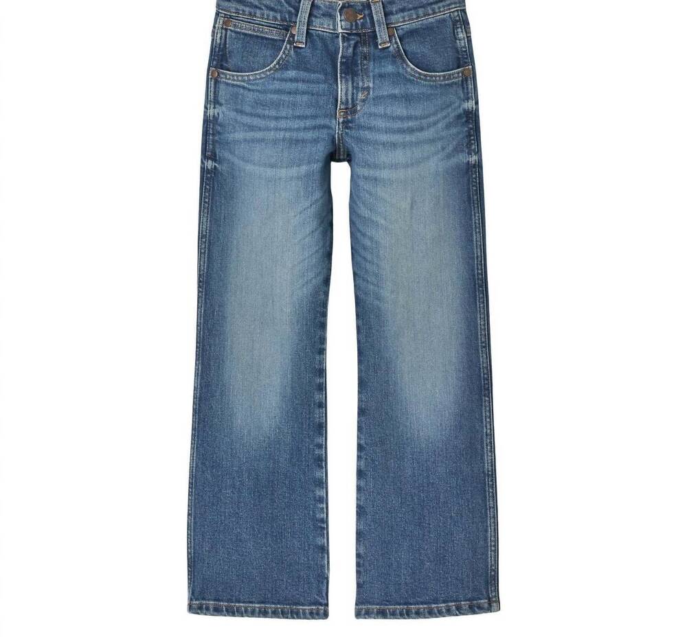 NEW WRANGLER boy's retro relaxed jeans in med wash